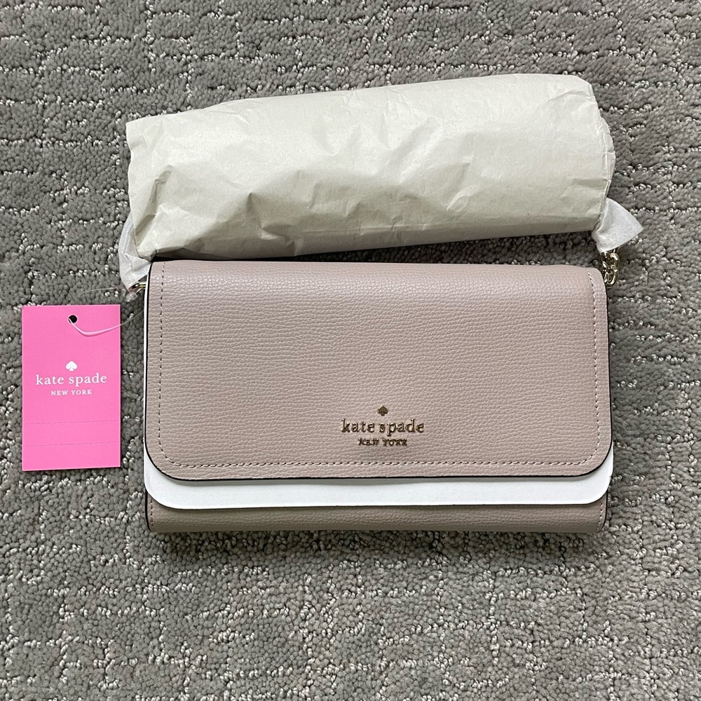 NEW Kate Spade Leather Wallet Wristlet Clutch Beige And Cream With Strap